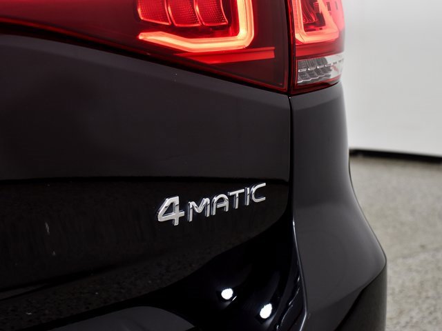 Used 2022 Mercedes-Benz EQB 300 4MATIC image 14