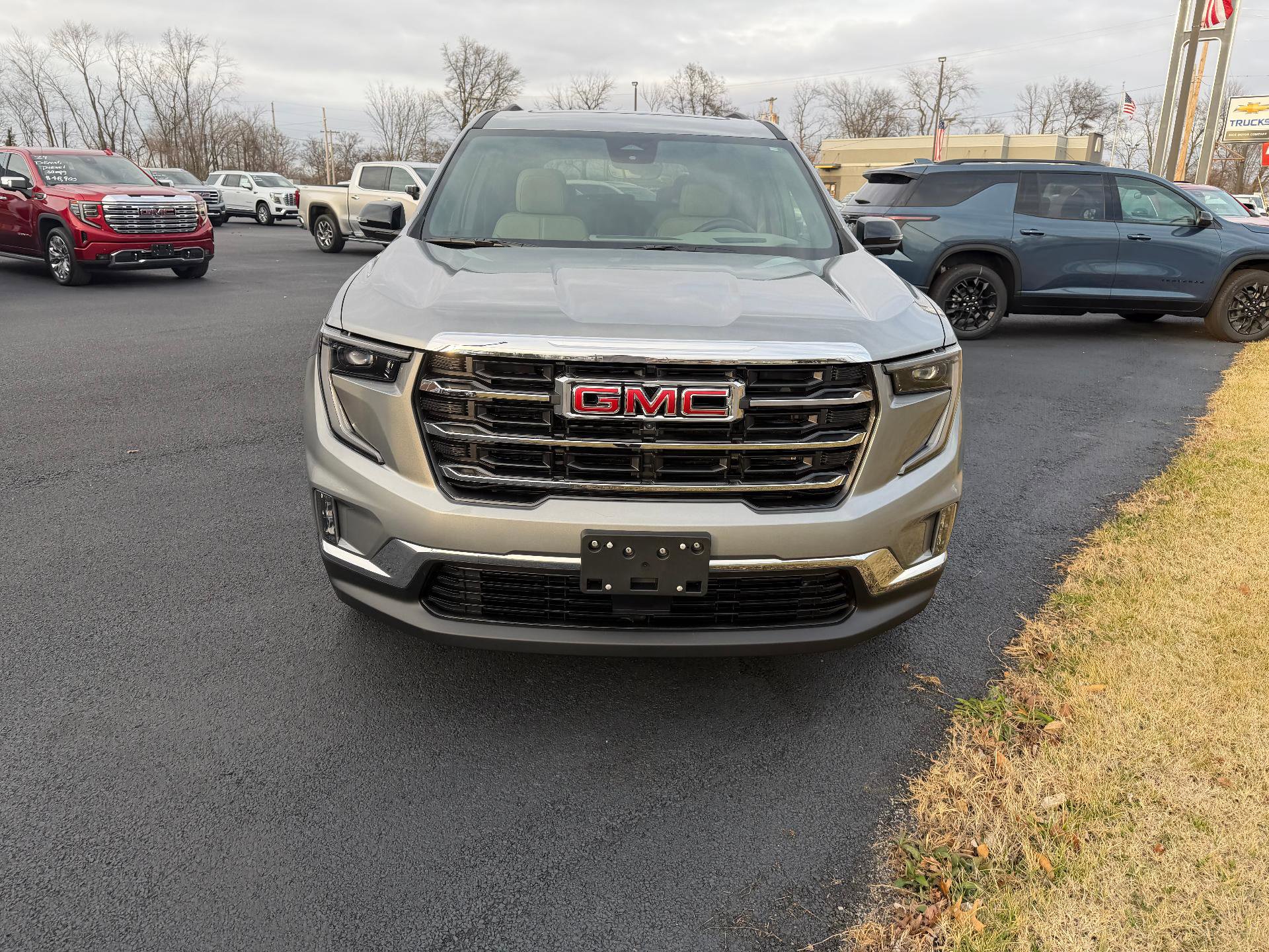 New 2026 GMC Acadia Elevation w/ Elevation Premium Package FWD image 7