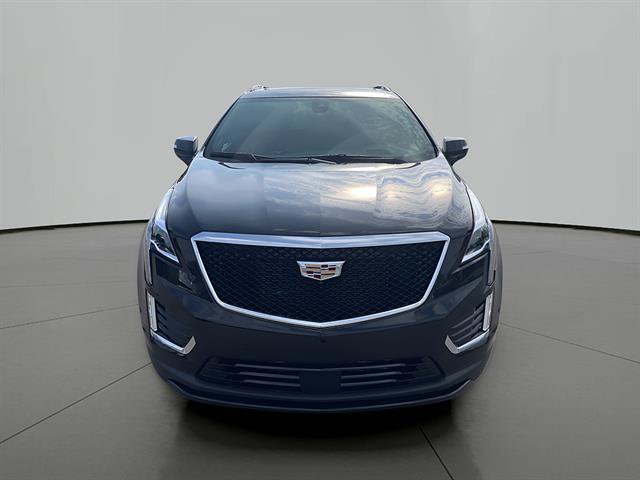 Certified 2024 Cadillac XT5 Sportv w/ Technology Package AWD/4WD image 8