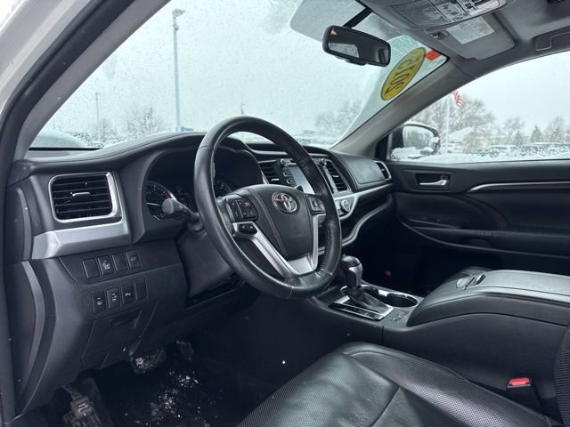 Used 2015 Toyota Highlander Limited image 6