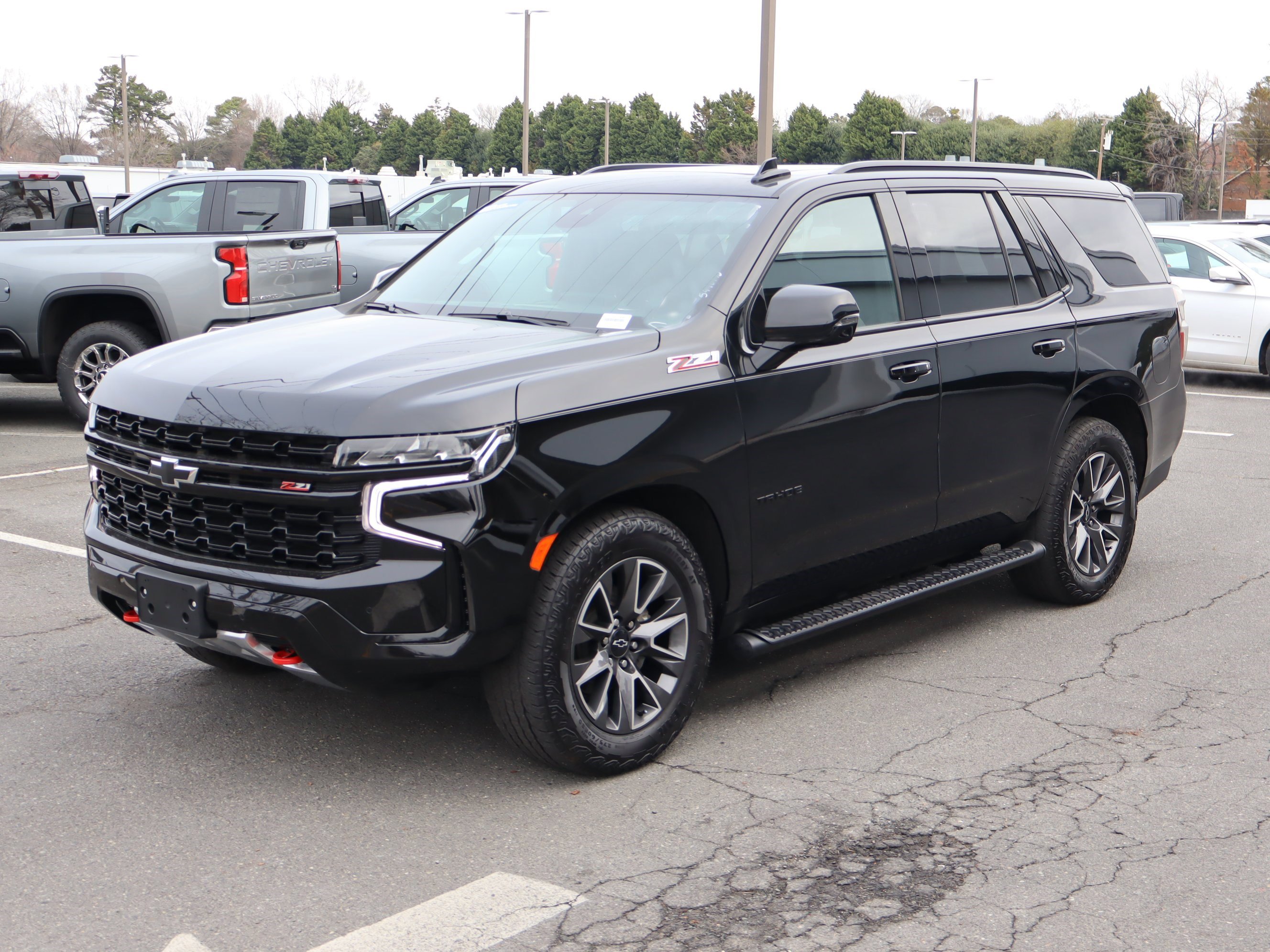 Certified 2023 Chevrolet Tahoe Z71 w/ Z71 Off-Road Package AWD/4WD image 5