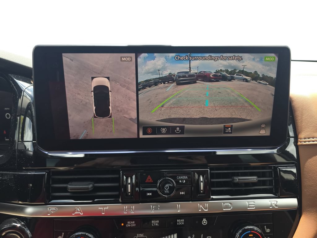 New 2026 Nissan Pathfinder Platinum FWD image 23