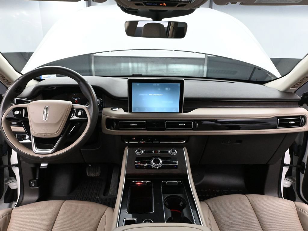 Used 2023 Lincoln Aviator Reserve image 26
