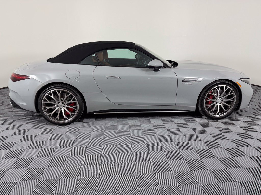Used 2023 Mercedes-Benz SL 55 AMG 4MATIC image 12