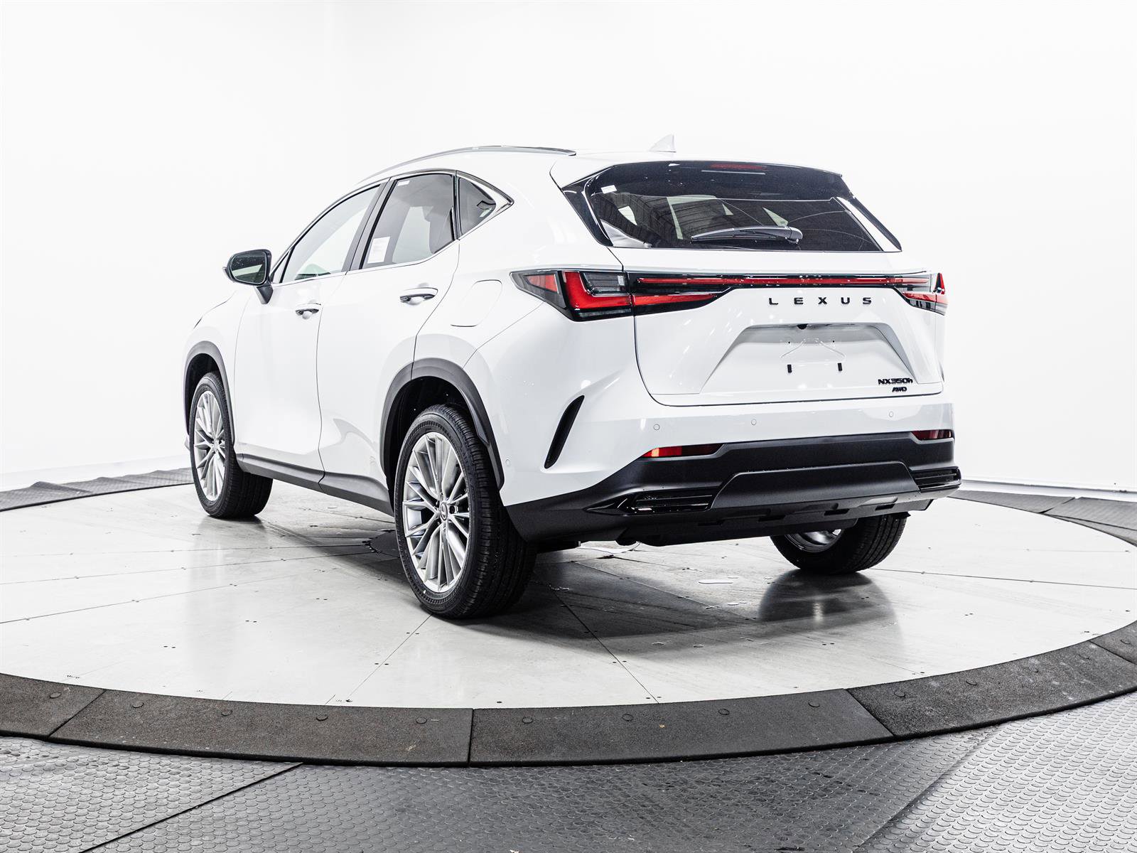New 2026 Lexus NX 350 AWD w/ Accessory Package (2T) image 9