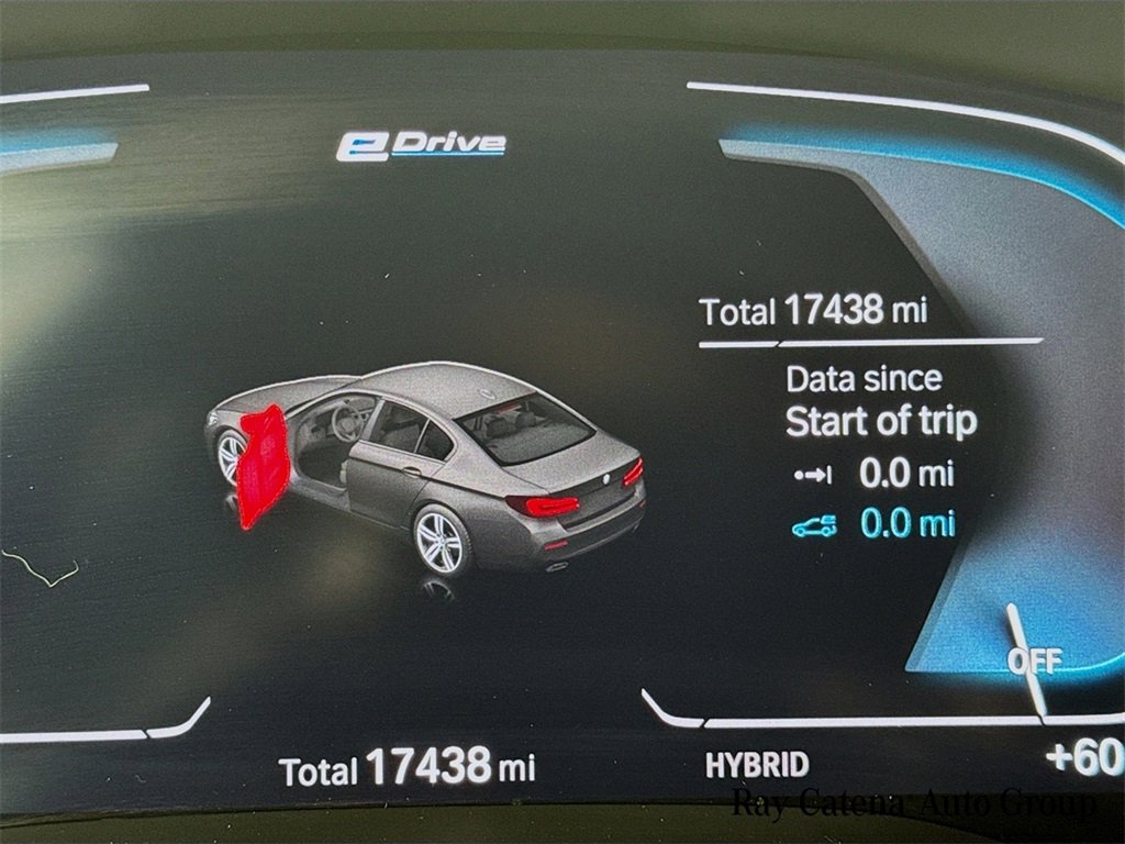 Certified 2023 BMW 530e xDrive w/ Premium Package image 12