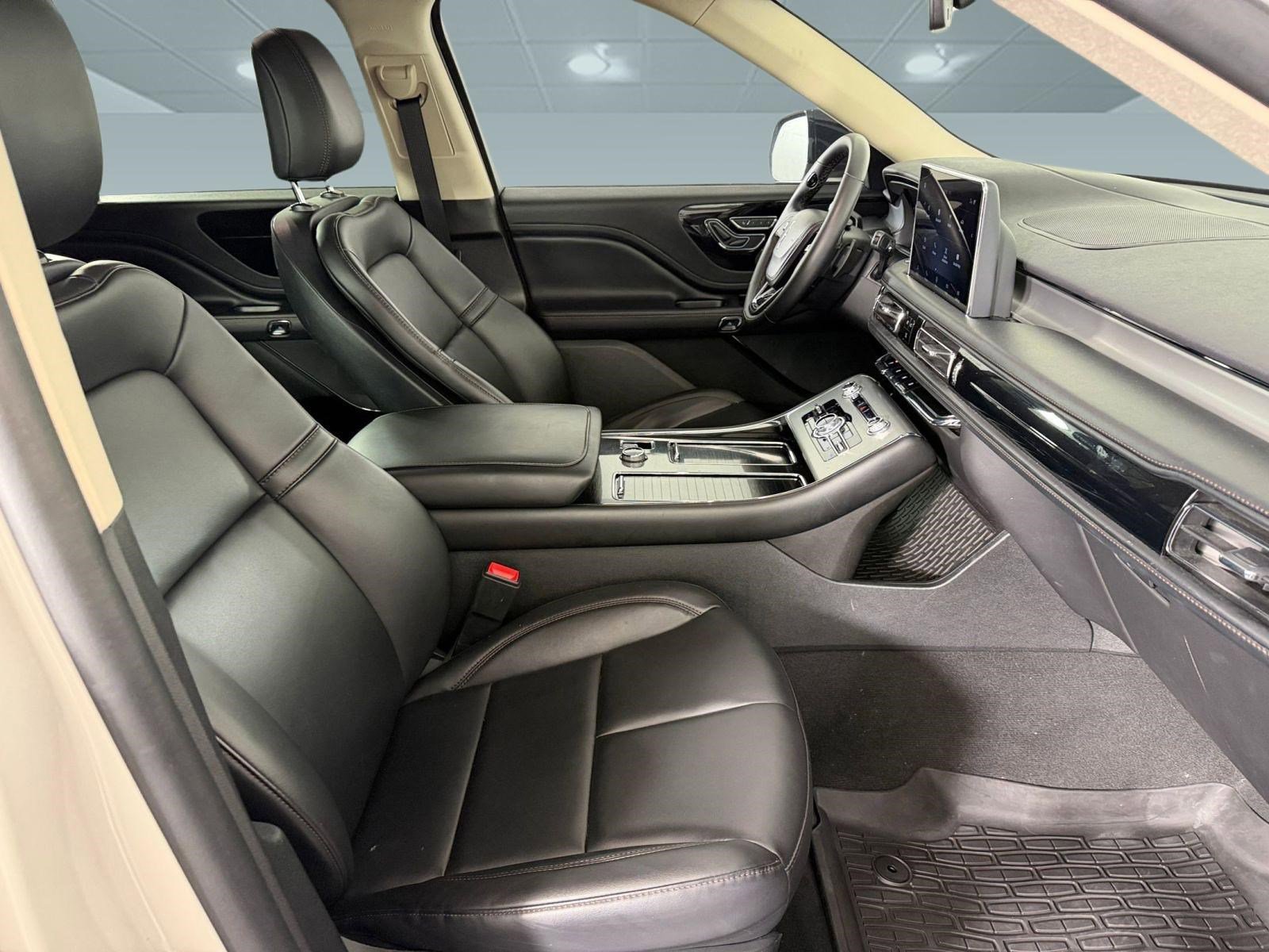 Used 2023 Lincoln Aviator 2WD image 21