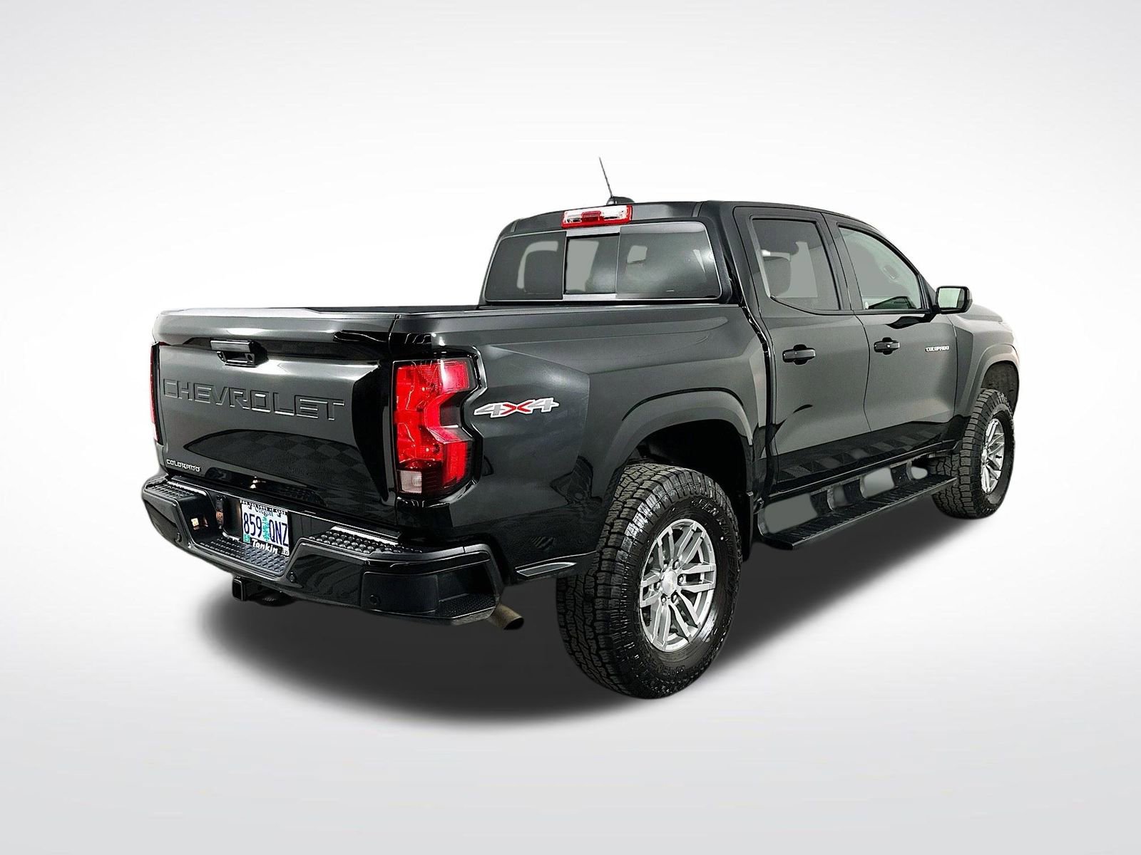 Used 2025 Chevrolet Colorado LT image 8