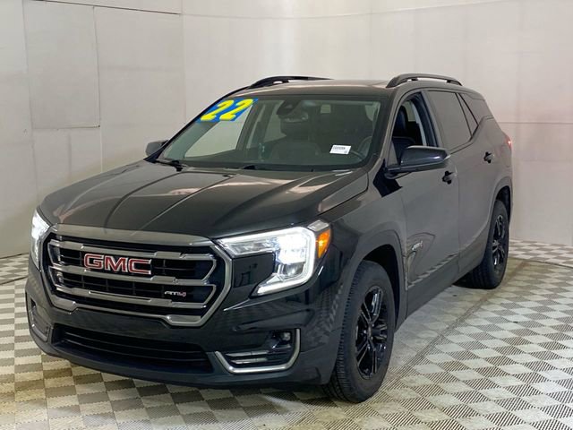 Used 2022 GMC Terrain AT4 w/ LPO, Floor Liner Package image 20