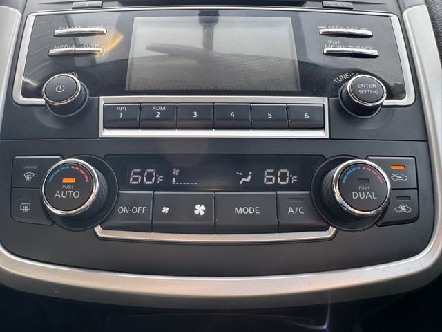 Used 2017 Nissan Altima 2.5 SV image 22