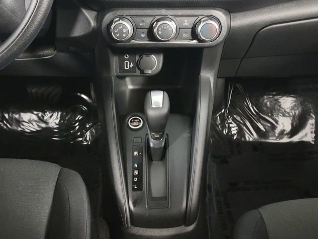 Used 2024 Nissan Kicks S image 28