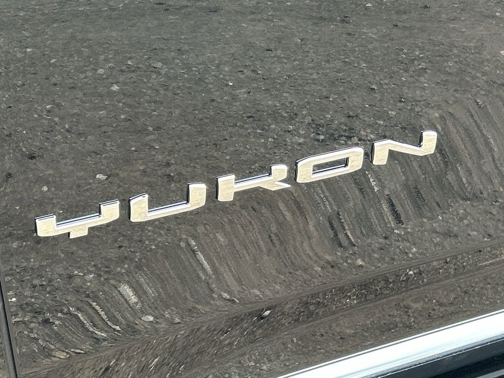 New 2026 GMC Yukon Elevation image 32