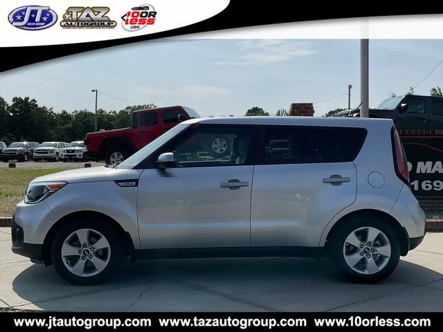 Used 2018 Kia Soul FWD image 4