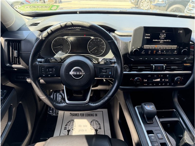 Used 2022 Nissan Pathfinder SL FWD image 38