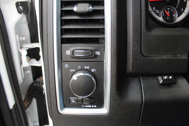 Used 2021 RAM 1500 Classic Warlock AWD/4WD image 22