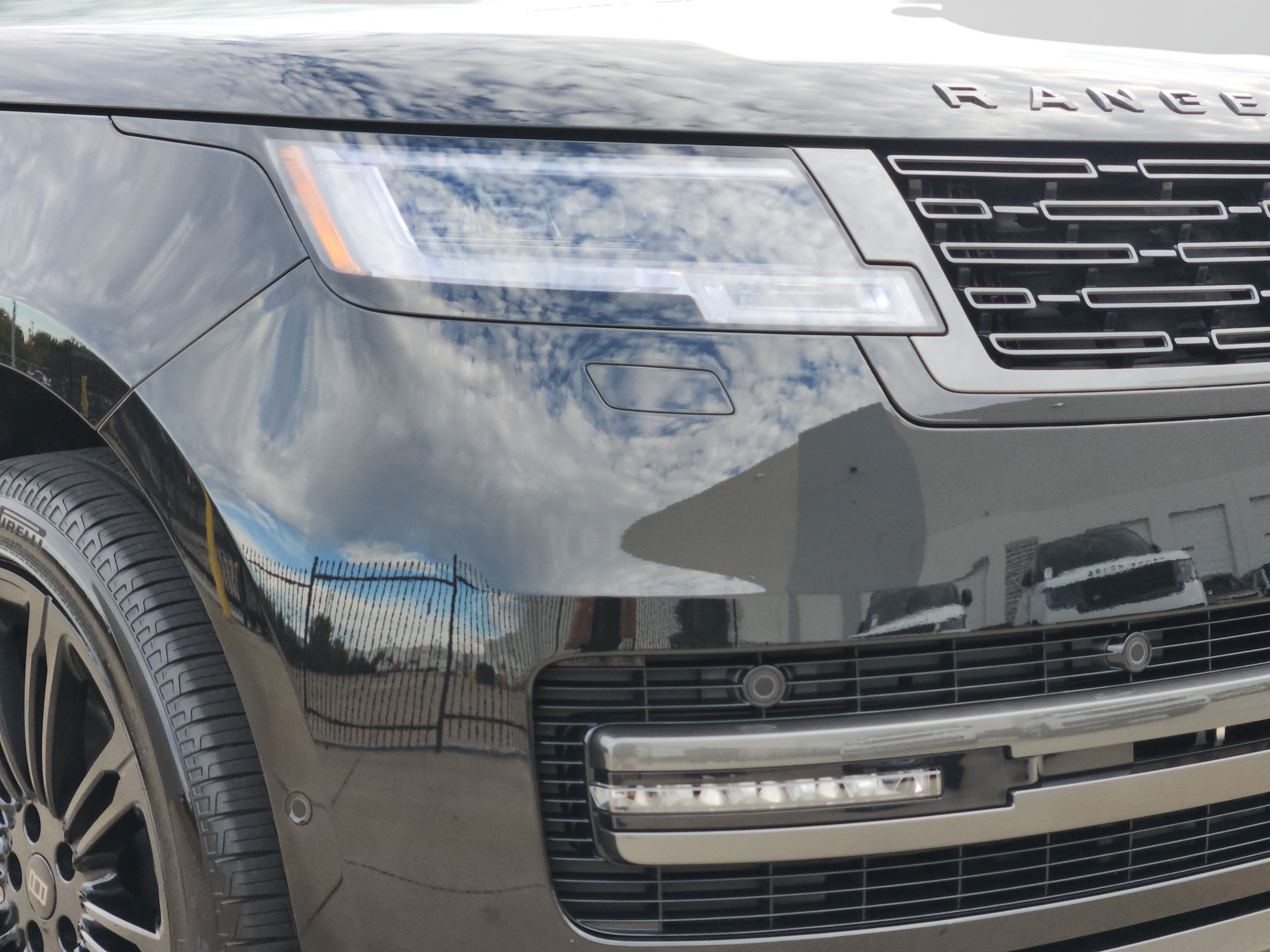New 2027 Land Rover Range Rover SE AWD/4WD image 29