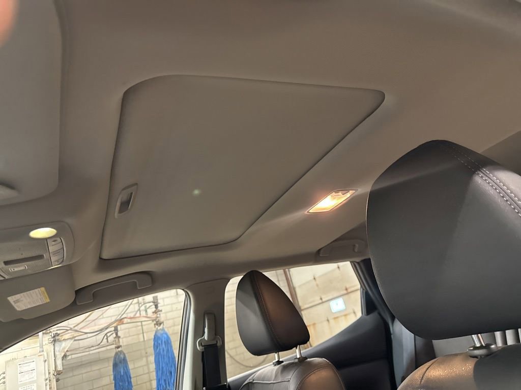 Used 2017 Nissan Rogue Sport SL w/ SL Premium Package image 44