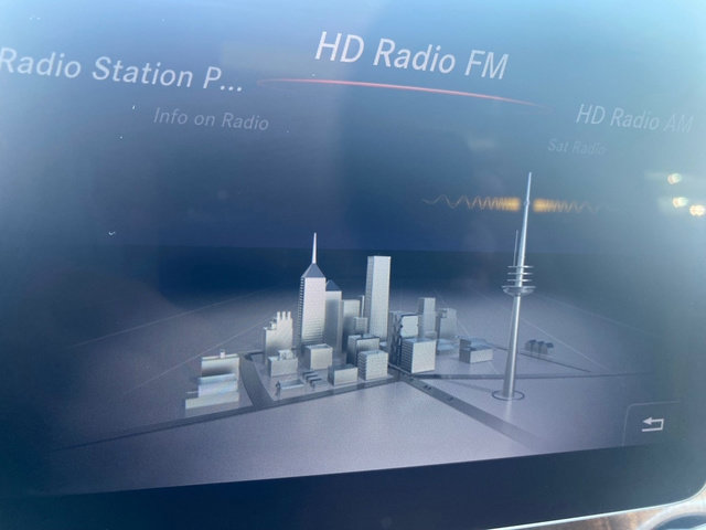 Used 2018 Mercedes-Benz GLA 250 image 25