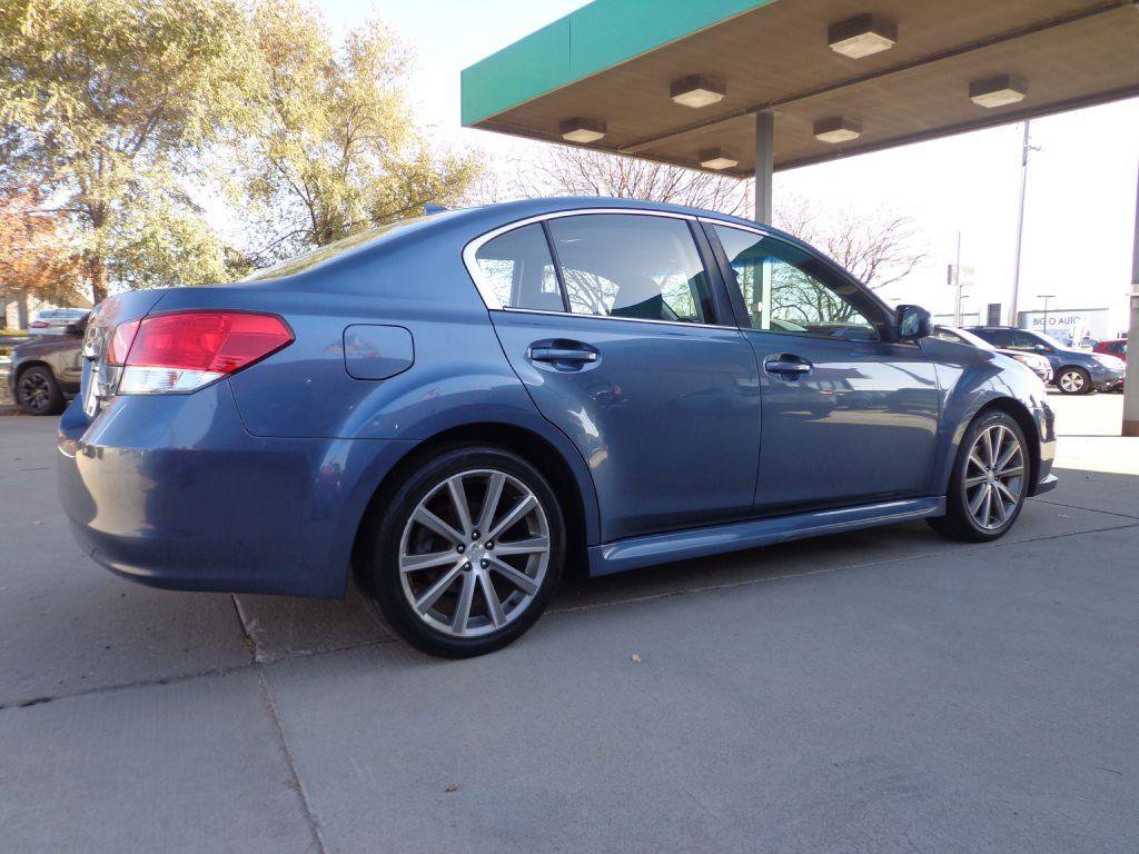 Used 2014 Subaru Legacy 2.5i Sport image 4