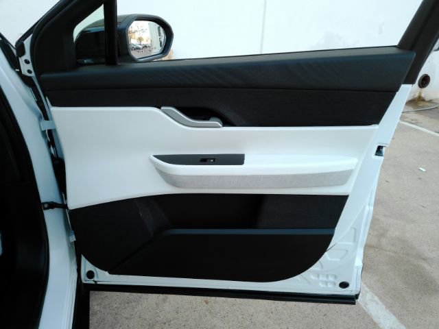 Used 2023 Fisker Ocean Extreme image 19