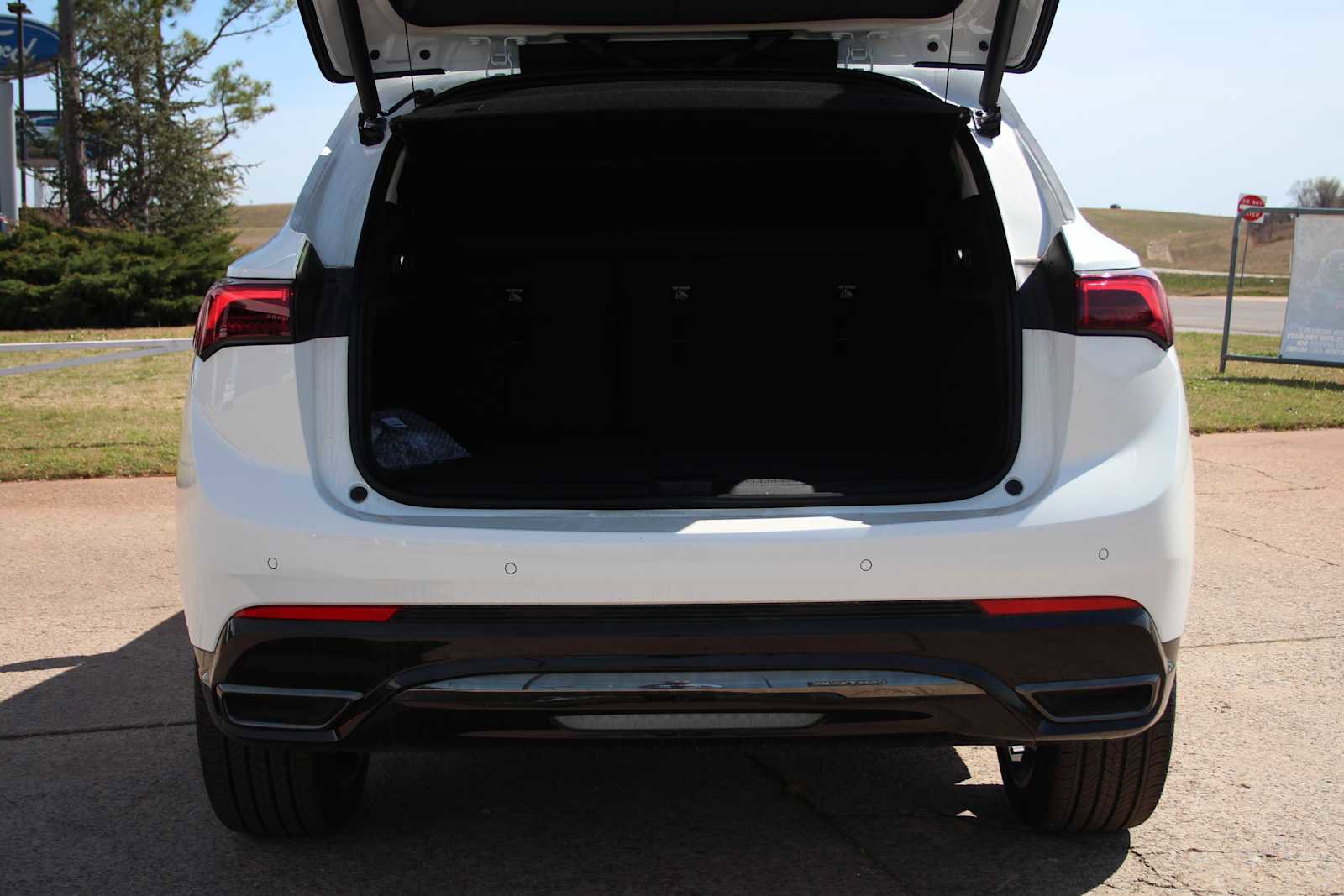 New 2026 Buick Envision Sport Touring AWD/4WD image 9