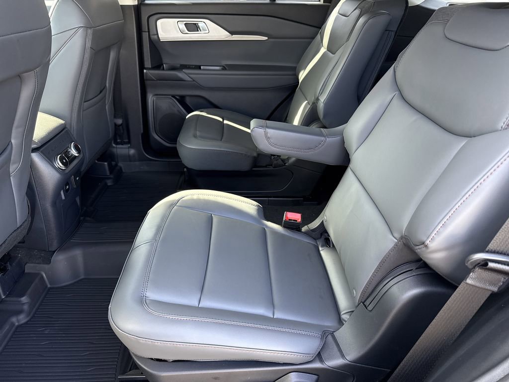 New 2026 Ford Explorer Active w/ Active Comfort Package image 21