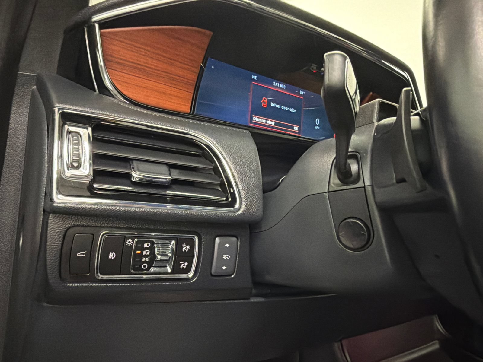 Certified 2023 Lincoln Navigator L Reserve AWD/4WD image 35