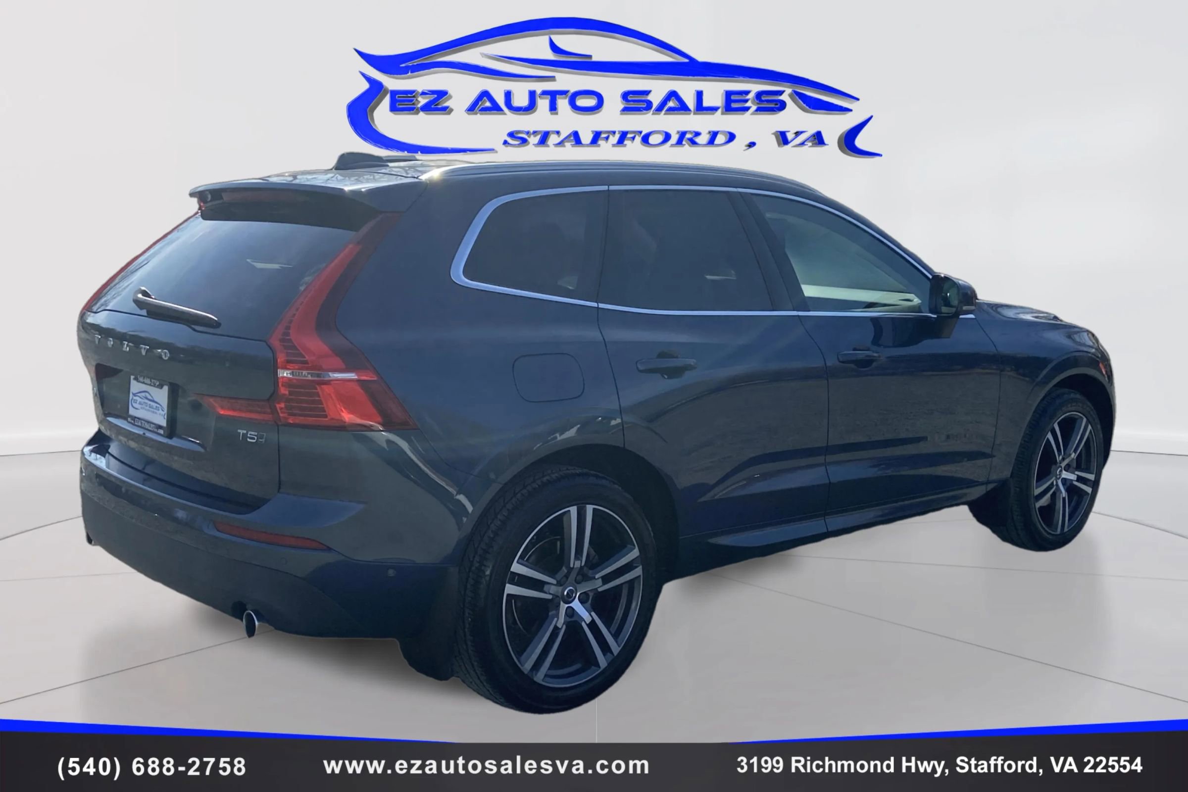 Used 2019 Volvo XC60 T5 Momentum w/ Multimedia Package AWD/4WD image 5