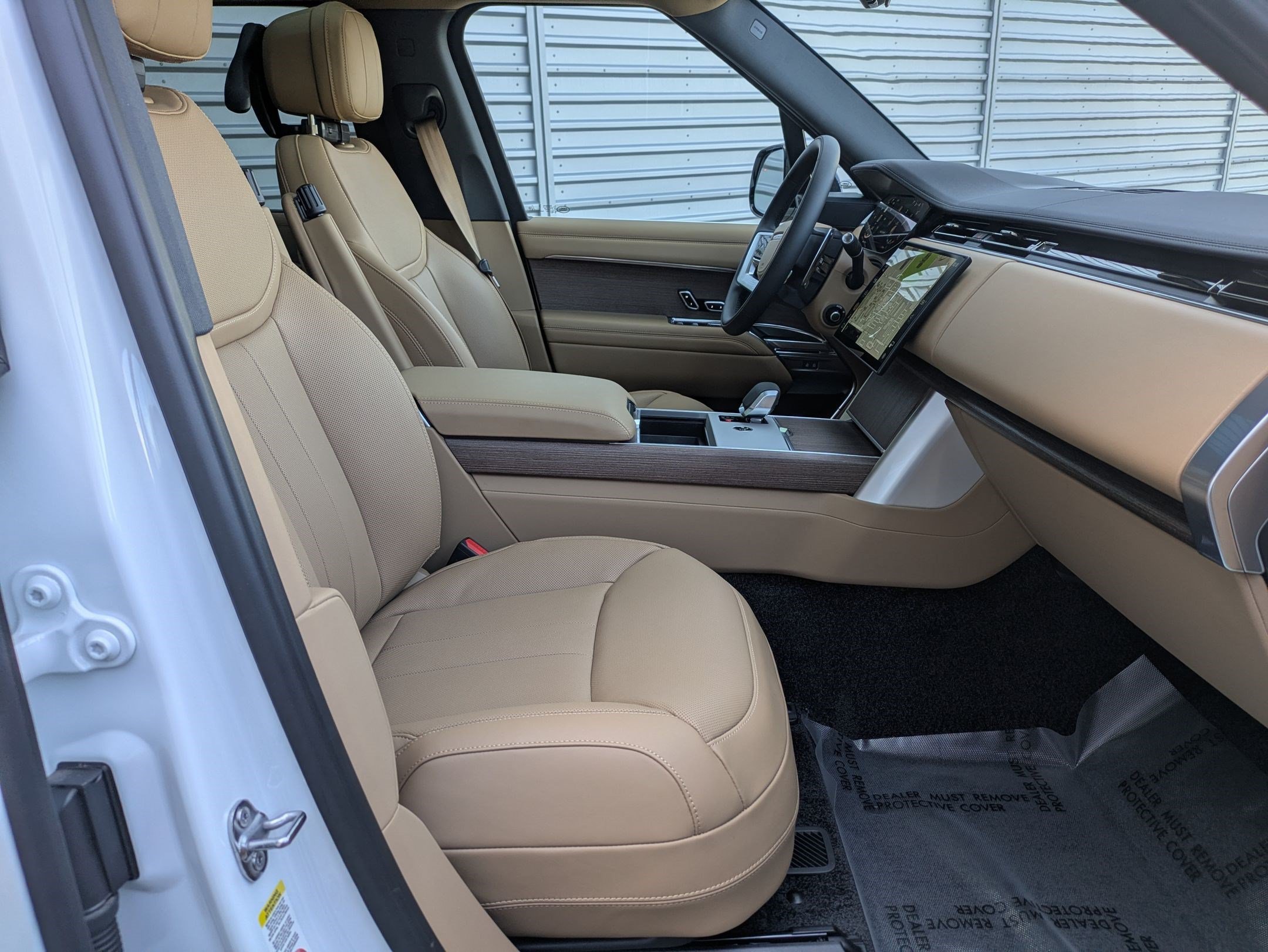 New 2026 Land Rover Range Rover SE AWD/4WD image 32
