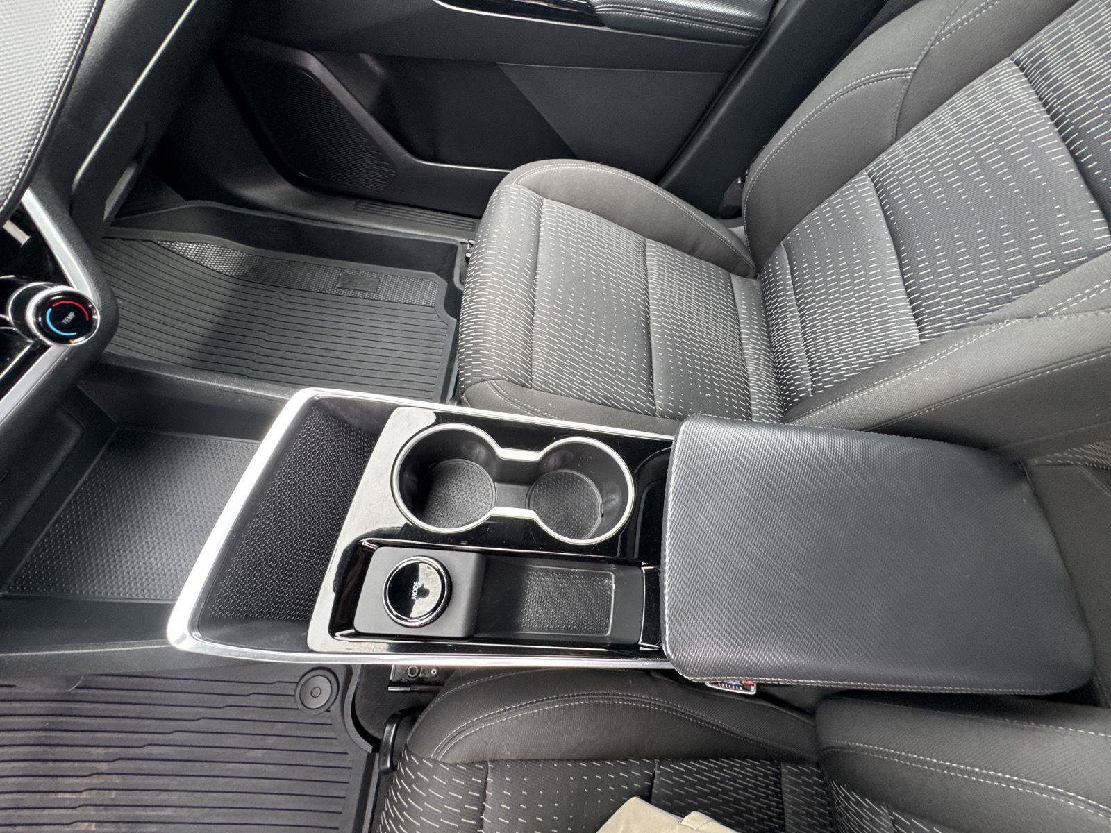 Used 2026 Chevrolet Equinox LT w/ LPO, Floor Liner Package AWD/4WD image 23