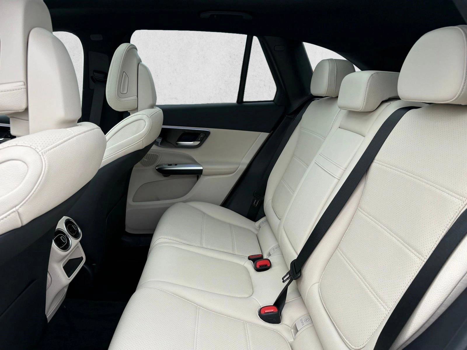 New 2026 Mercedes-Benz GLC 300 4MATIC image 19
