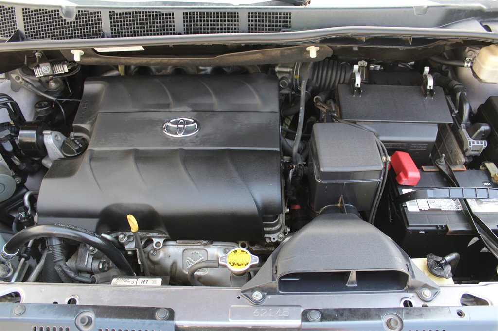 Used 2015 Toyota Sienna LE image 11