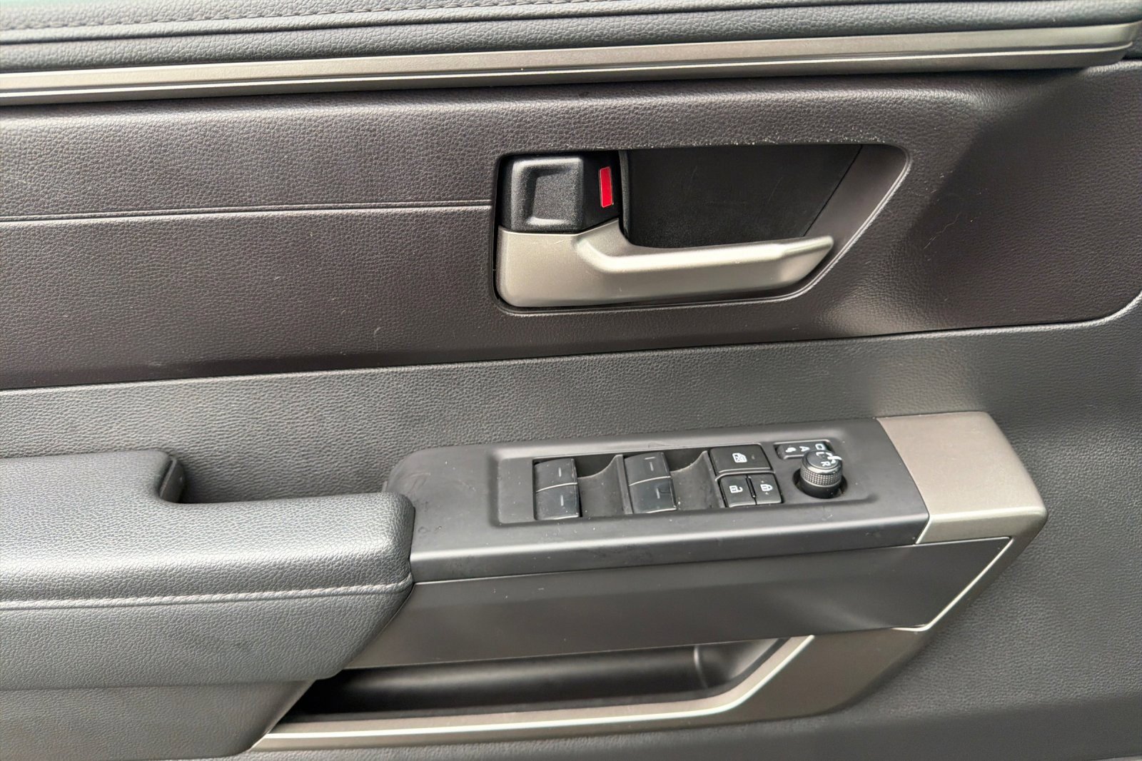 Used 2024 Toyota Sequoia SR5 w/ SR5 Premium Package image 8