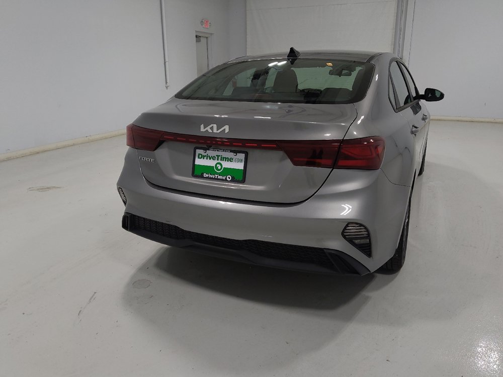Used 2022 Kia Forte LXS FWD image 7