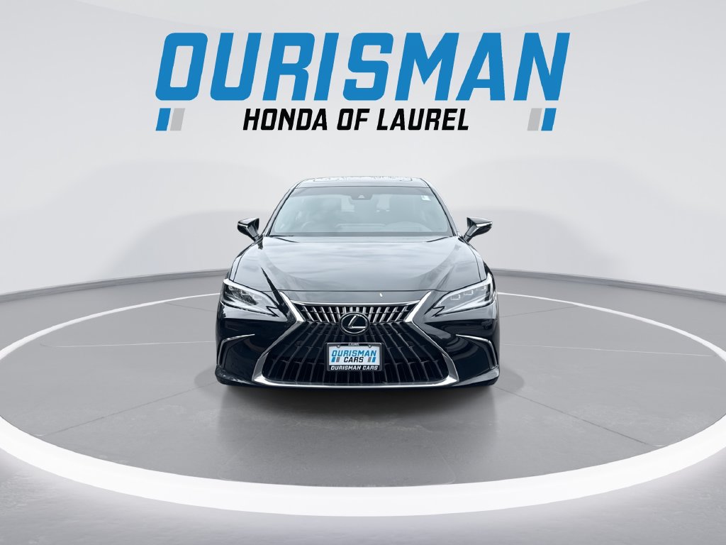 Used 2025 Lexus ES 300h w/ Premium Package FWD image 3