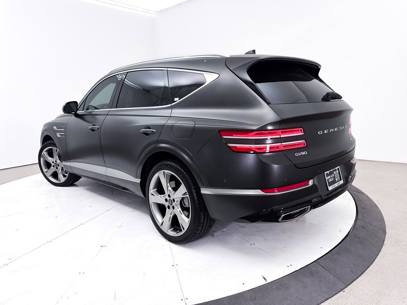 Used 2024 Genesis GV80 3.5T AWD/4WD image 2