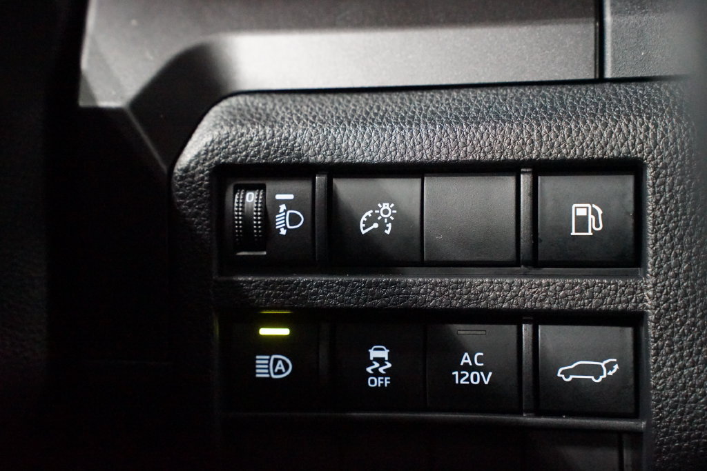 Certified 2026 Toyota 4Runner TRD Off-Road Premium AWD/4WD image 26