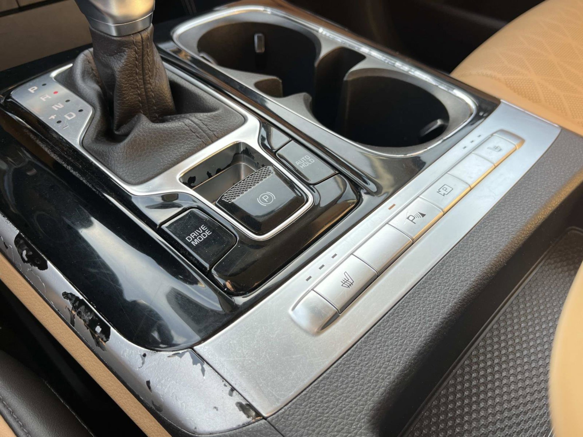 Certified 2024 Kia Carnival EX image 32