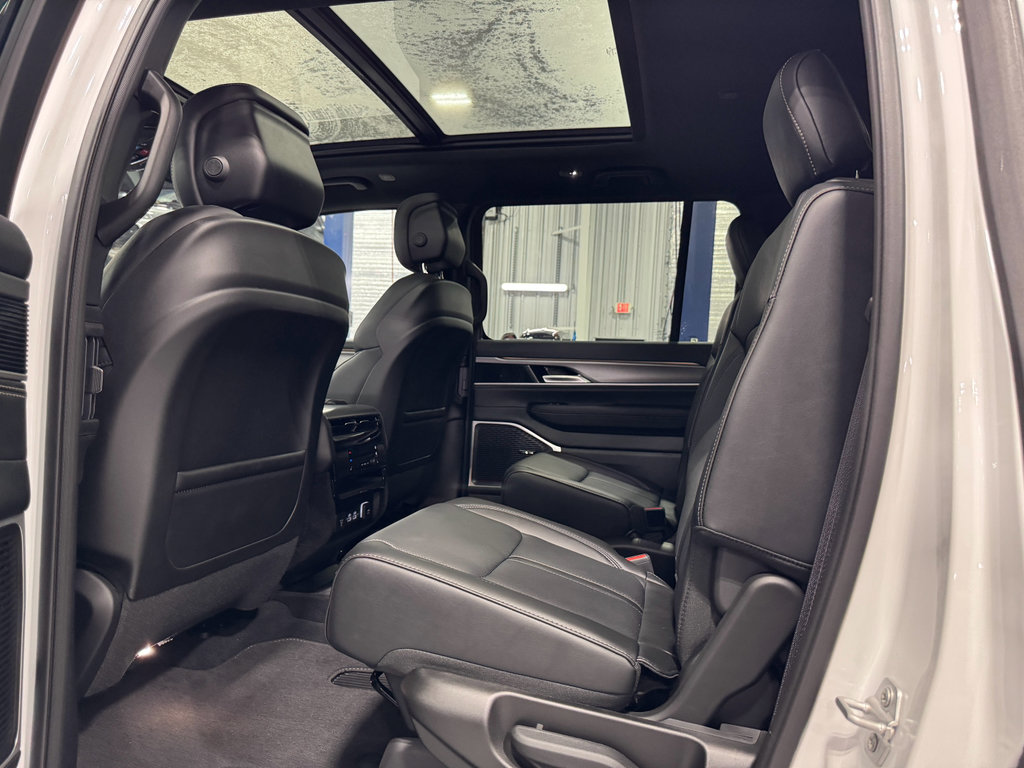 New 2025 Jeep Wagoneer Series II w/ Premium Group I image 7
