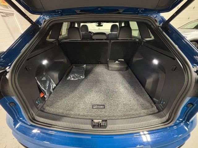 Used 2025 Volkswagen Atlas Cross Sport SEL Premium R-Line image 20