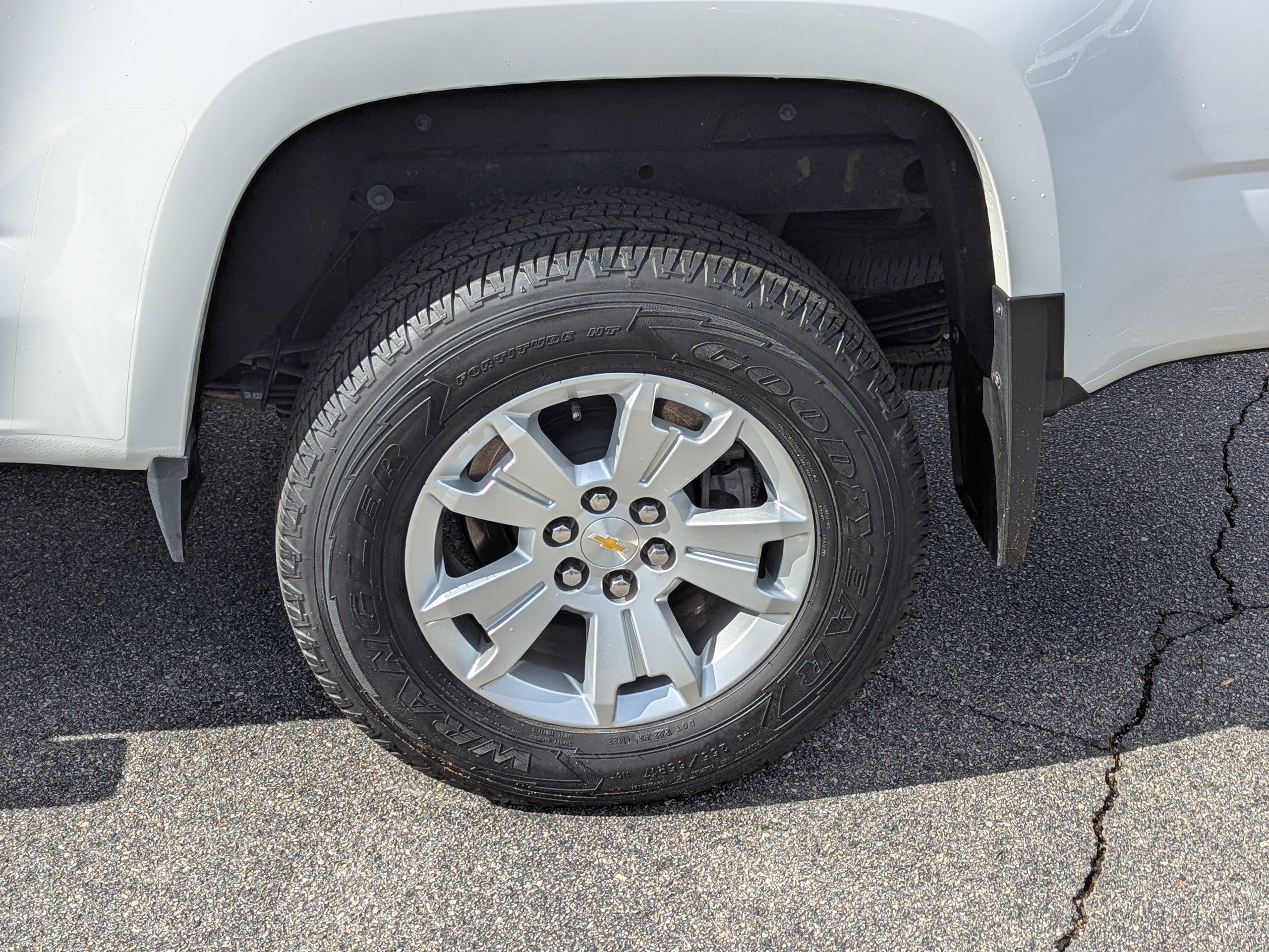 Used 2022 Chevrolet Colorado LT image 28