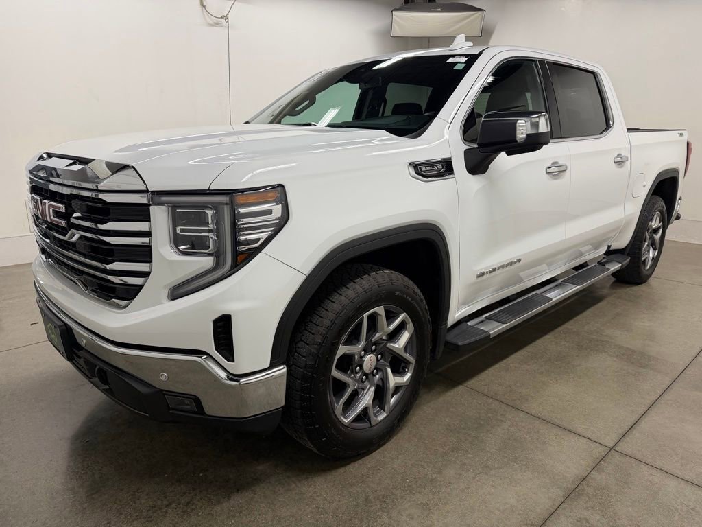 Certified 2023 GMC Sierra 1500 SLT w/ SLT Premium Plus Package AWD/4WD image 5