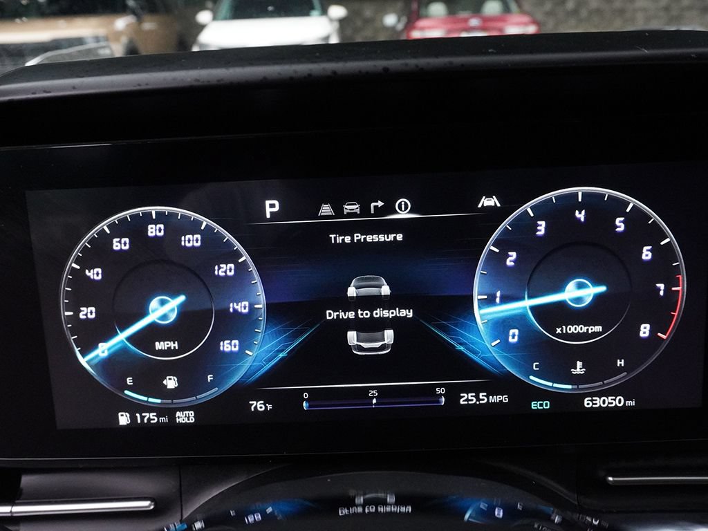 Used 2023 Kia Carnival SX Prestige FWD image 47