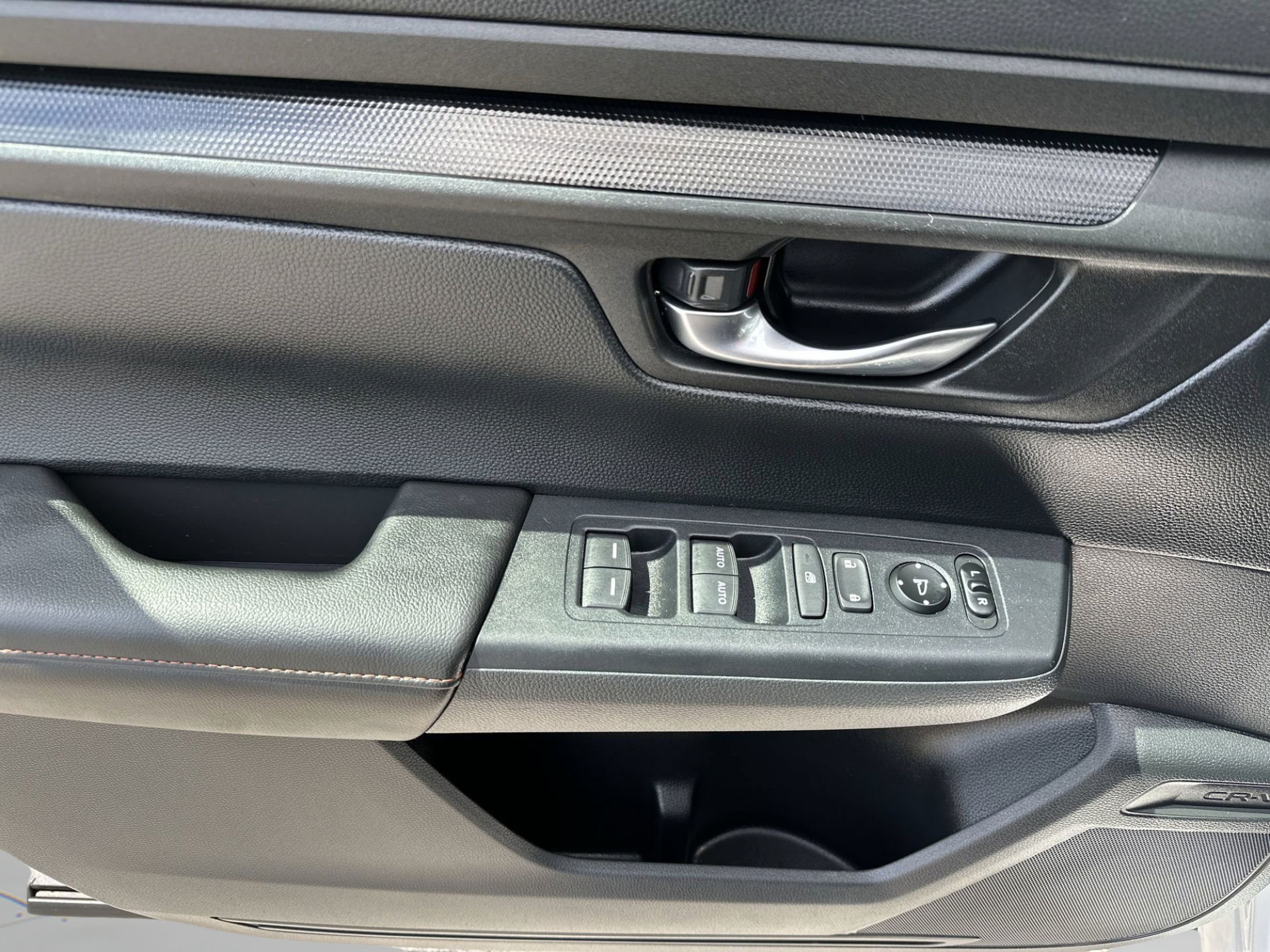 Used 2025 Honda CR-V Sport image 15