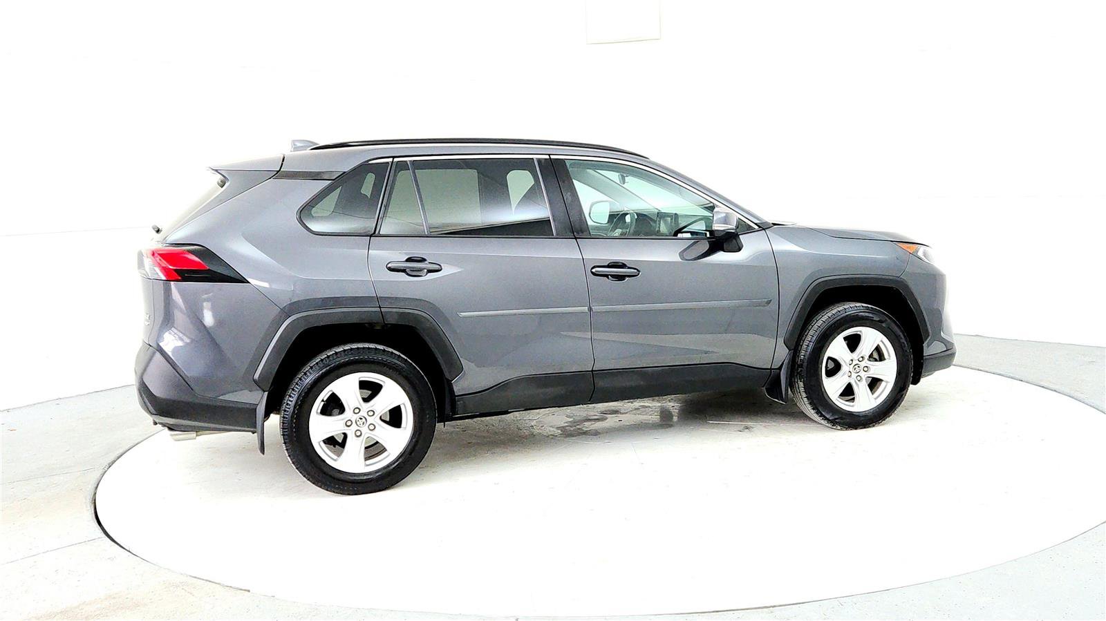 Certified 2021 Toyota RAV4 XLE w/ Convenience Package image 6