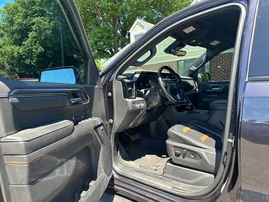 Used 2023 GMC Sierra 1500 AT4 w/ AT4 Premium Package AWD/4WD image 19