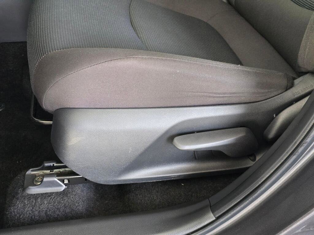 Used 2025 Toyota RAV4 LE image 23