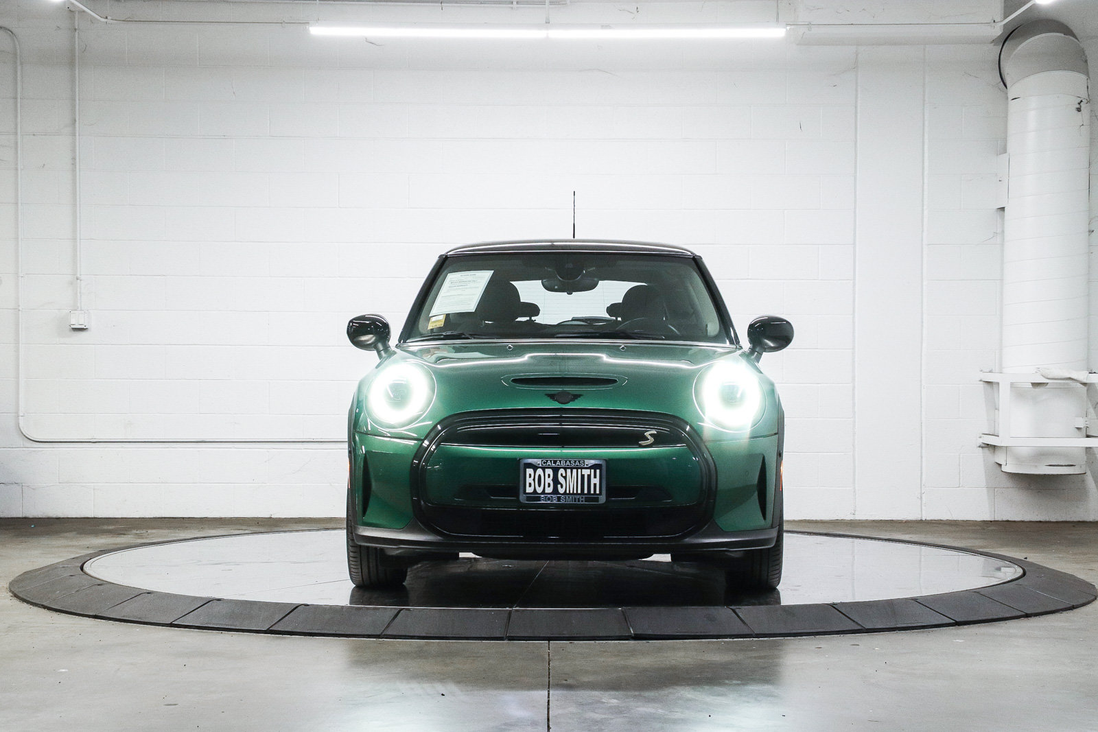 Certified 2024 MINI Cooper SE FWD image 2