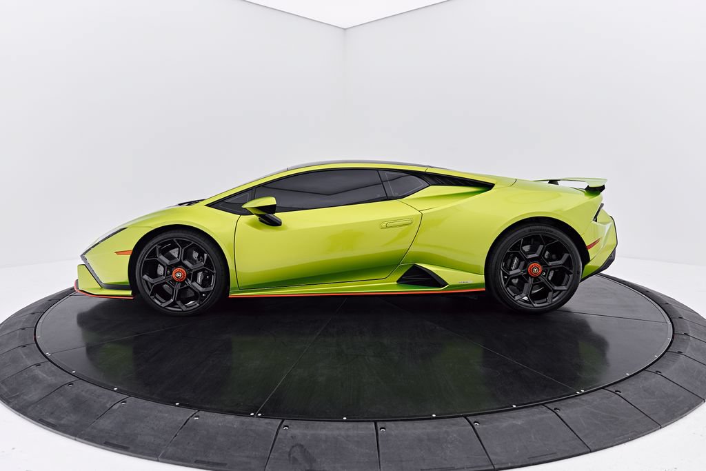 Used 2023 Lamborghini Huracan Tecnica RWD image 12