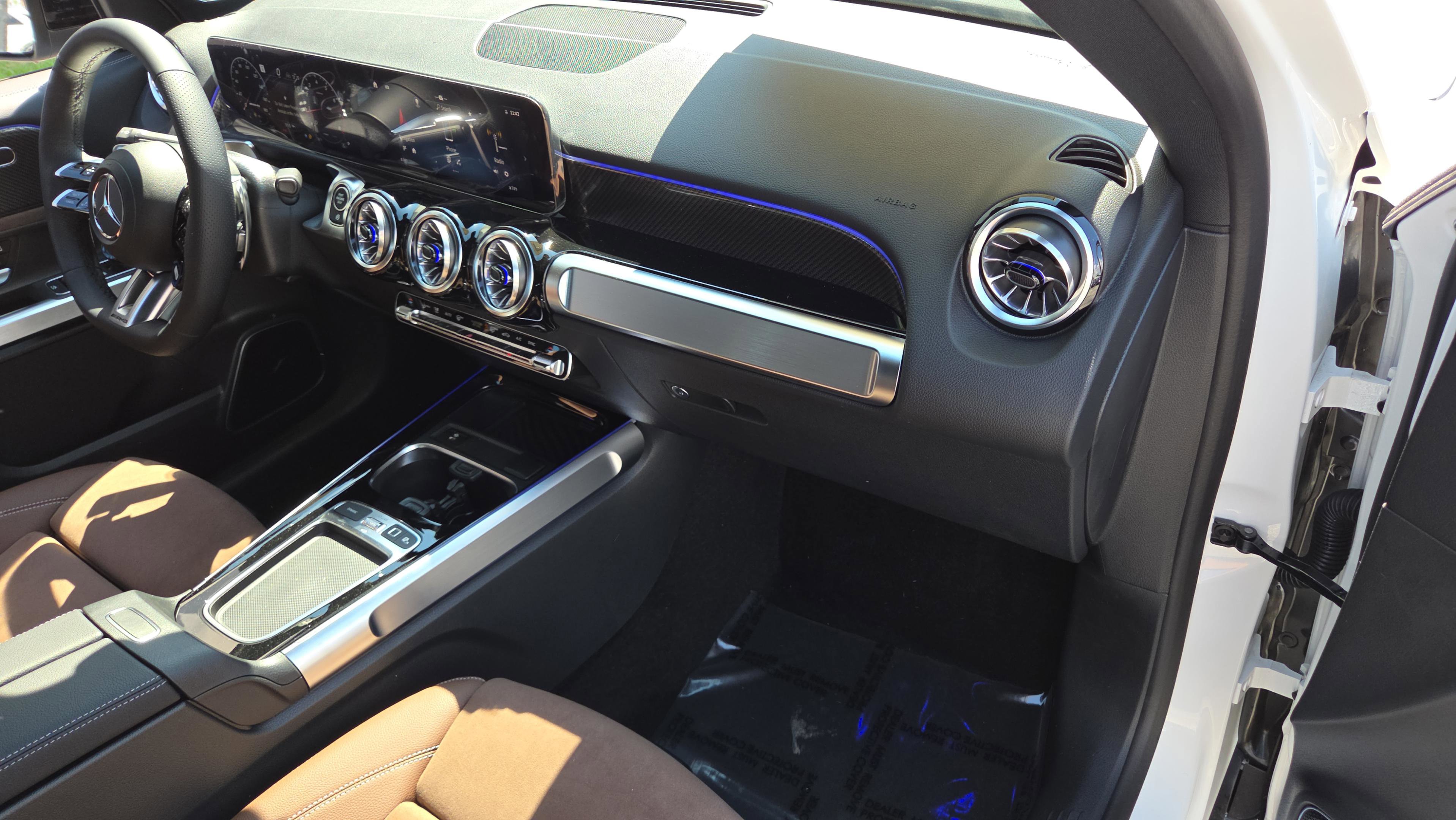 New 2026 Mercedes-Benz GLB 35 AMG 4MATIC image 31